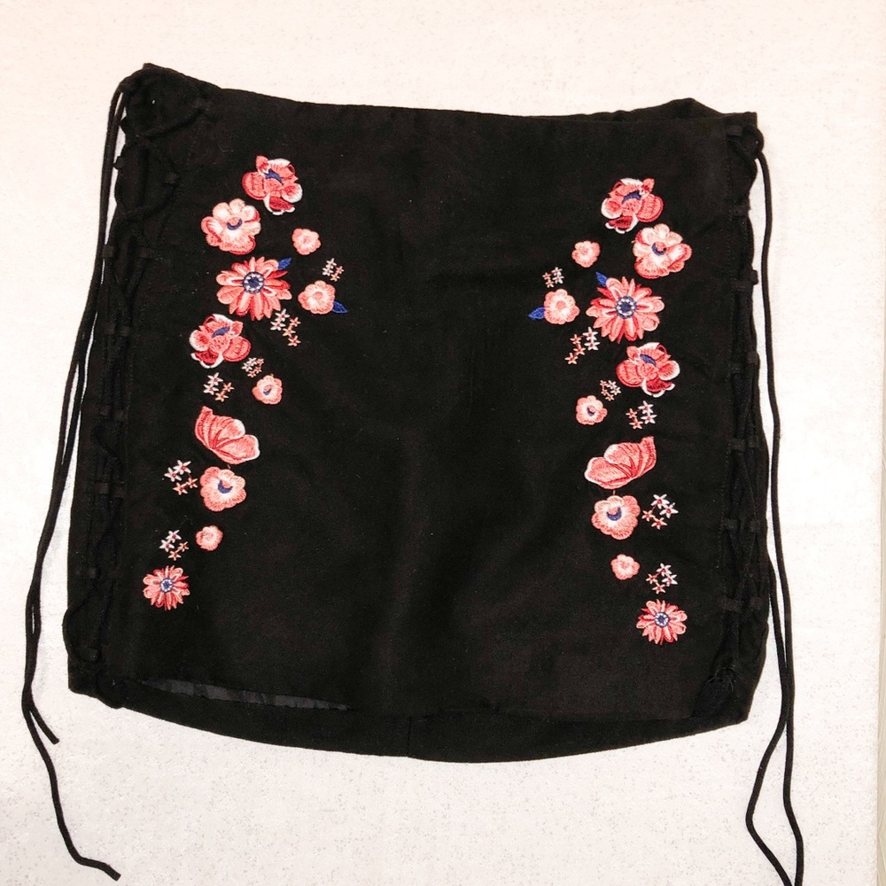 H&M Faux Suede Floral Mini Skirt Size 4